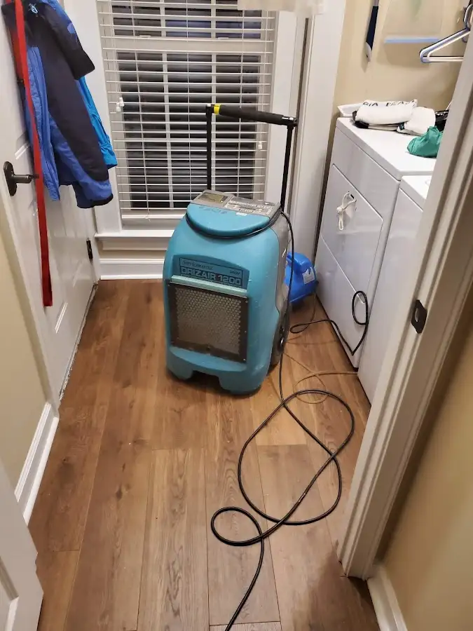 Commercial dehumidifier deployed for Flood Damage Cleanup in Dinuba
